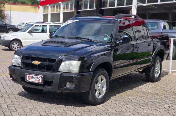 CHEVROLET S10 2.4 ADVANTAGE 4X2 CD 8V FLEX 4P MANUAL CHEVROLET S10 2.4 ADVANTAGE 4X2 CD 8V FLEX 4P MANUAL